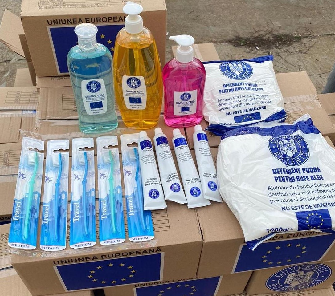 270 de pachete cu produse de igienă, distribuite copiilor cu dizabilități
