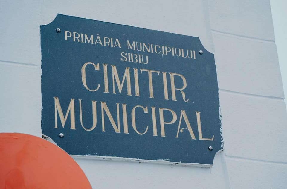 Cum faci rost de o lopată în Cimitirul din Sibiu