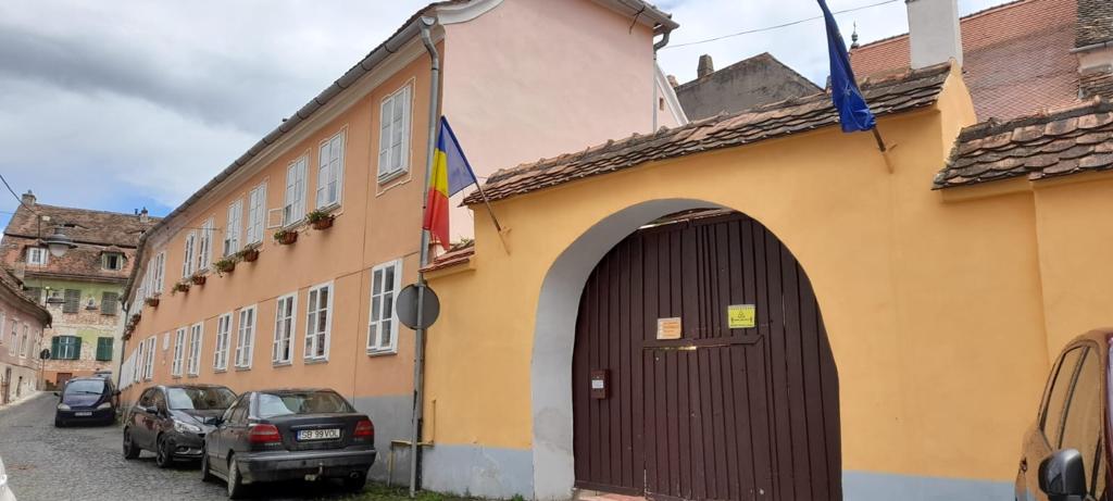 Materiale sanitare pentru centrele rezidențiale DGASPC și unitățile sibiene de asistență medico-socială, din finanțare europeană