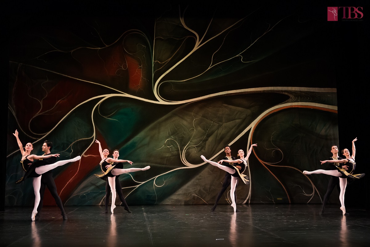 Balerinii sibieni aduc la mijlocul lunii iunie „Tribut Ceaikovski”