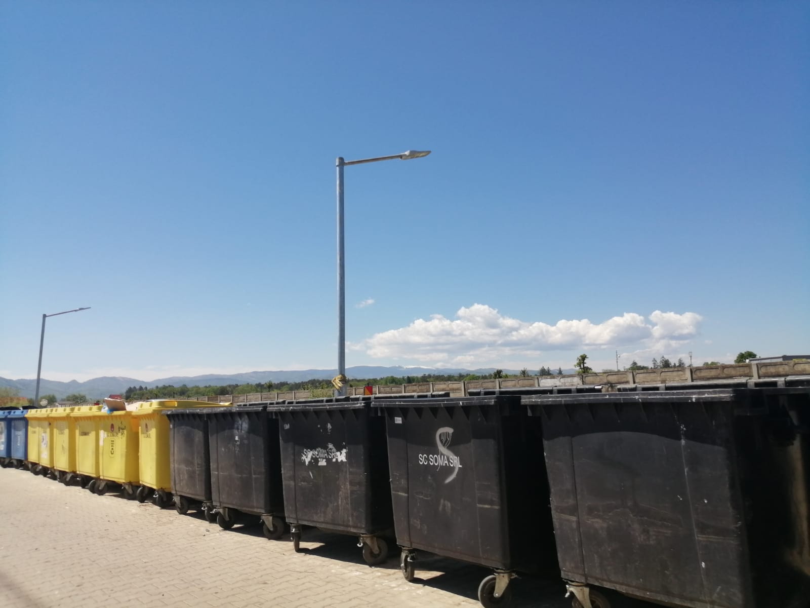 Platformă inteligentă pentru colectarea deșeurilor, în Cartierul Arhitecților