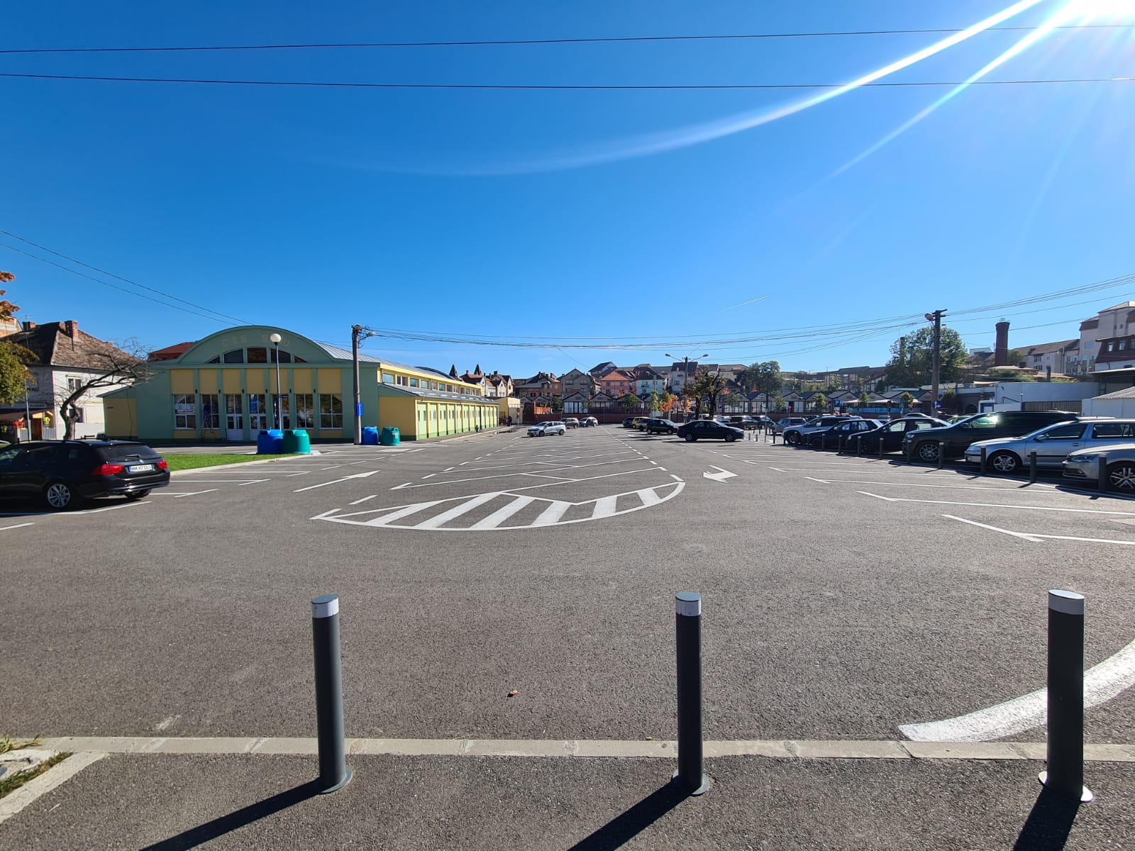 Tichete de masă pentru sibienii vaccinați în septembrie la centrul drive-through din Piața Teatrului