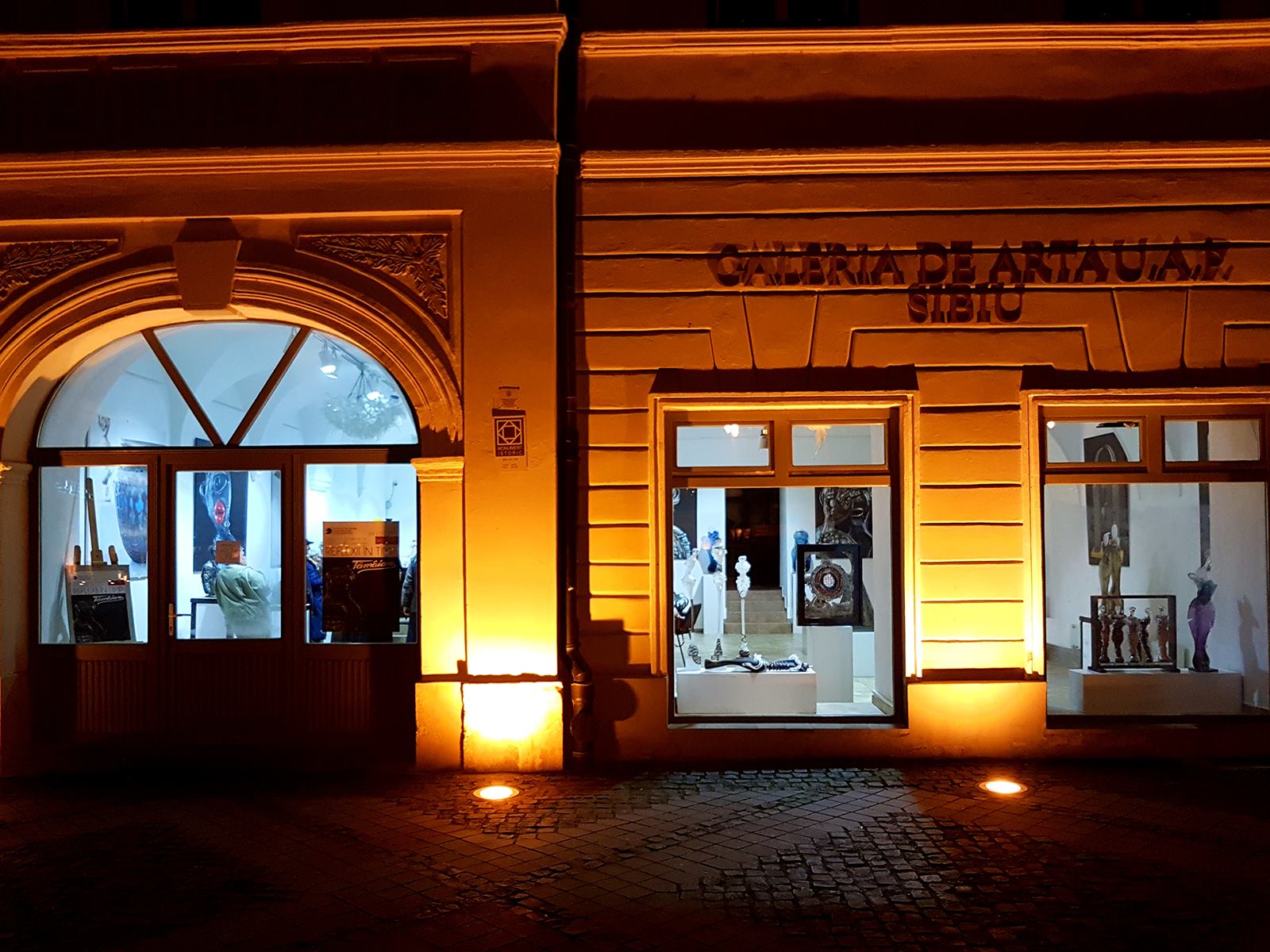 Salonul de Iarnă se deschide la Galeria UAP