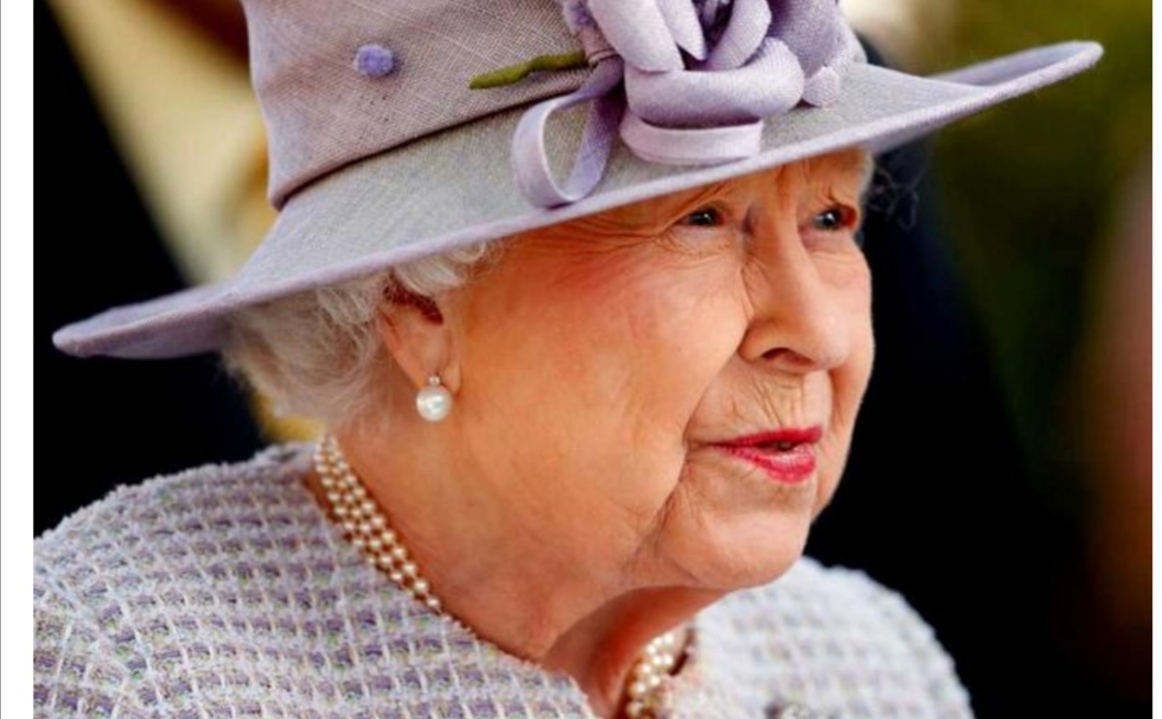 Regina Elisabeta a II-a are coronavirus