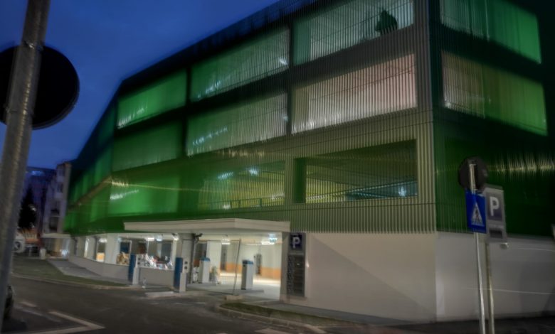 Bursa zvonurilor: 300 de lei/ lună la parcarea supraetajată din Hipodrom. Ce spun reprezentanții Primăriei