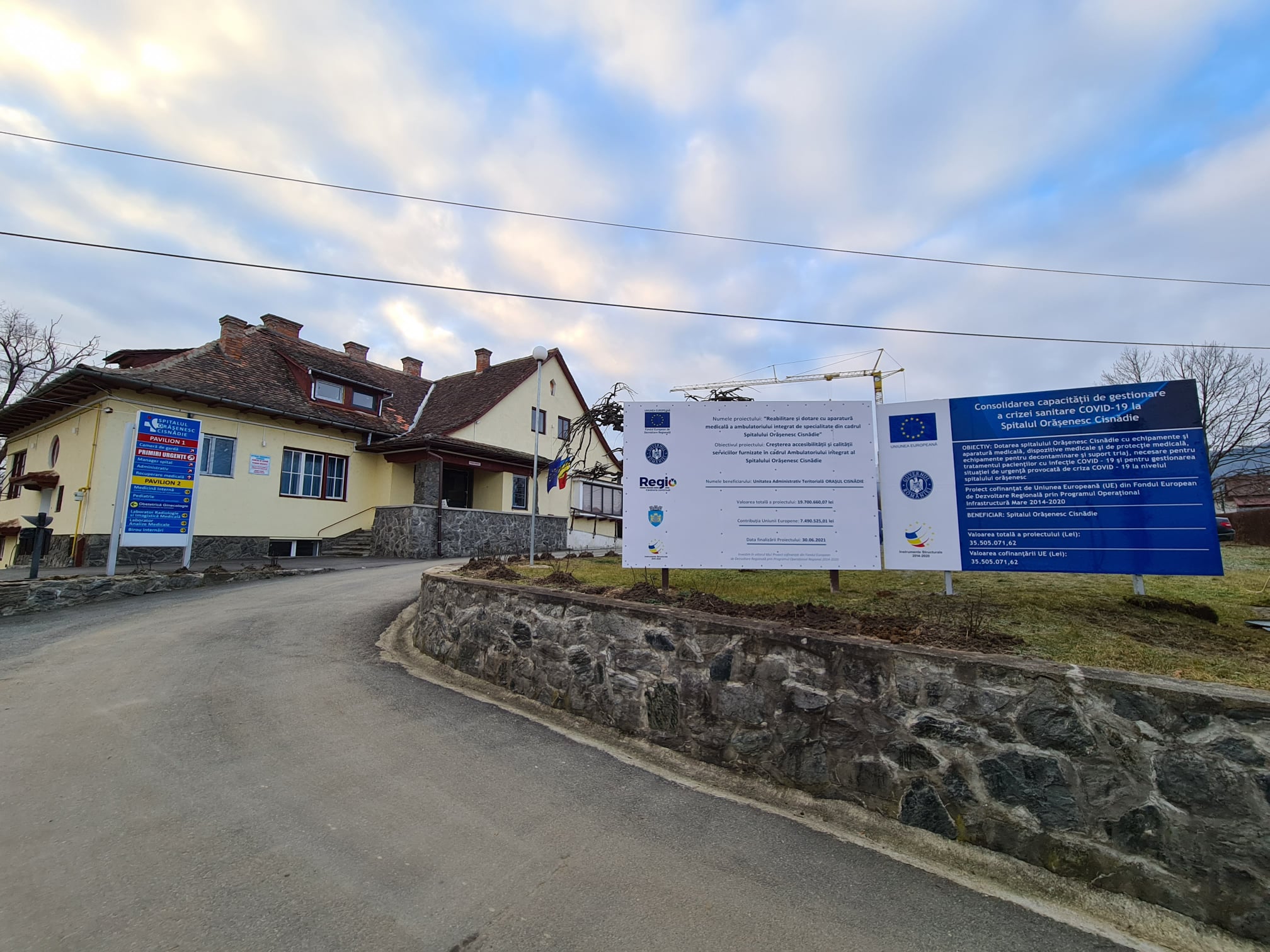 S-a semnat contractul de modernizare a Spitalului Orășenesc Cisnădie