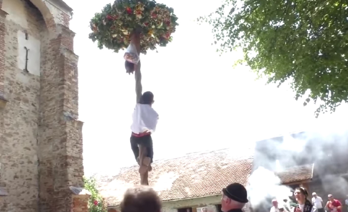 VIDEO| Ce sărbătoresc sașii de Sfinții Apostoli Petru și Pavel