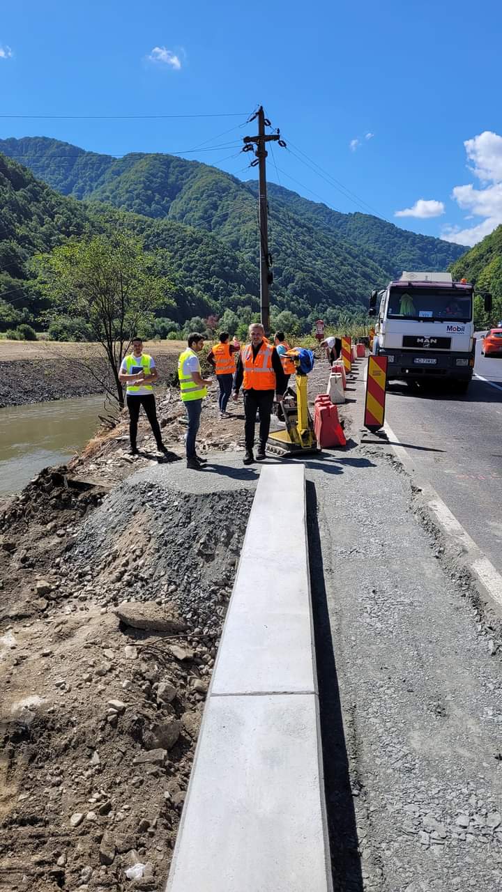 CNAIR și DRDP Brașov au vizitat șantierul de pe Valea Oltului, la Boița: „Activitățile de pe șantier vor fi restrânse pe cât posibil, astfel încât să reducă la maxim timpii de așteptare!”